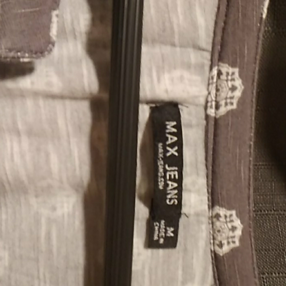 Long sleeve shirt ...Jean skirt 9/10